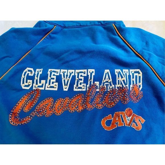 💥Cleveland Cav’s Rhinestone Zip Up Sweatshirt 💥 - Picture 1 of 7
